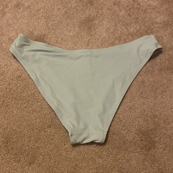 H&M Bikini Bottom - Picture 4 of 5